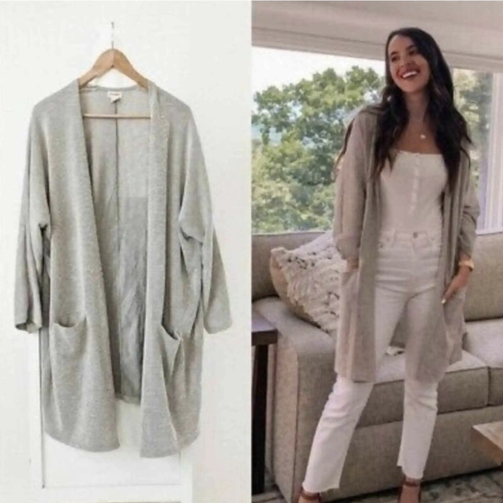 2/$80! DONNI Ribbed Grey and White Striped Open Sweater